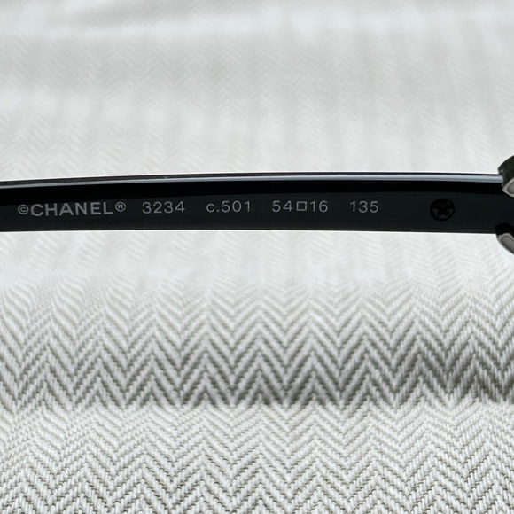 CHANEL Black CC Eyeglasses with Quilted Case - Picture 5 of 14